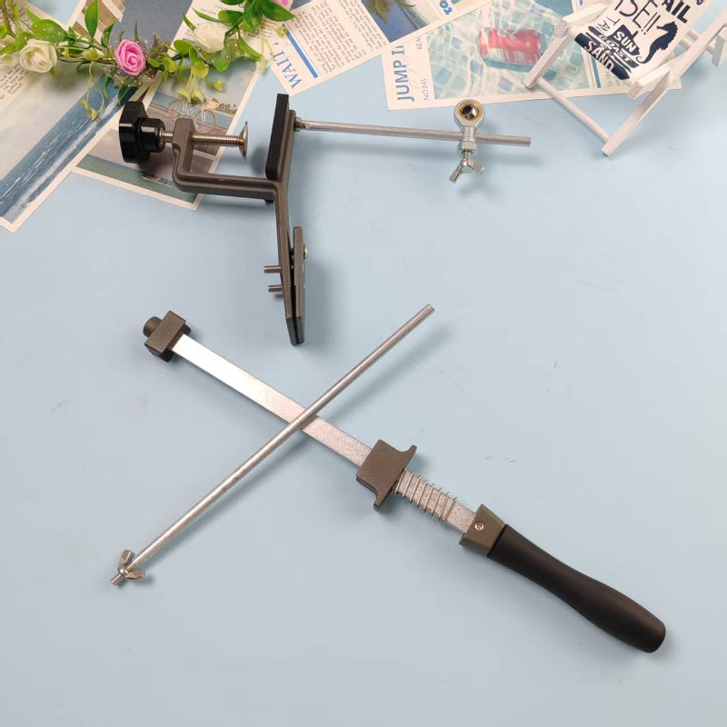 Afilador de cuchillos de cocina manual ajustable con mango de placa metálica para un ángulo preciso