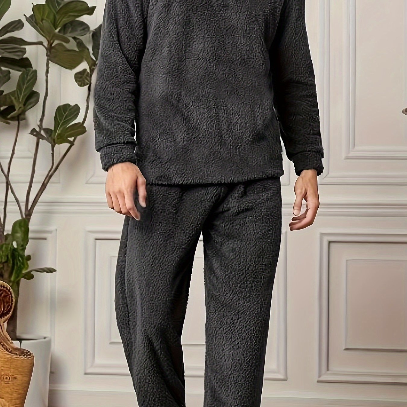 Men's Coral Fleece Pajama Set Long Sleeve Pockets Winter Lounge Wear