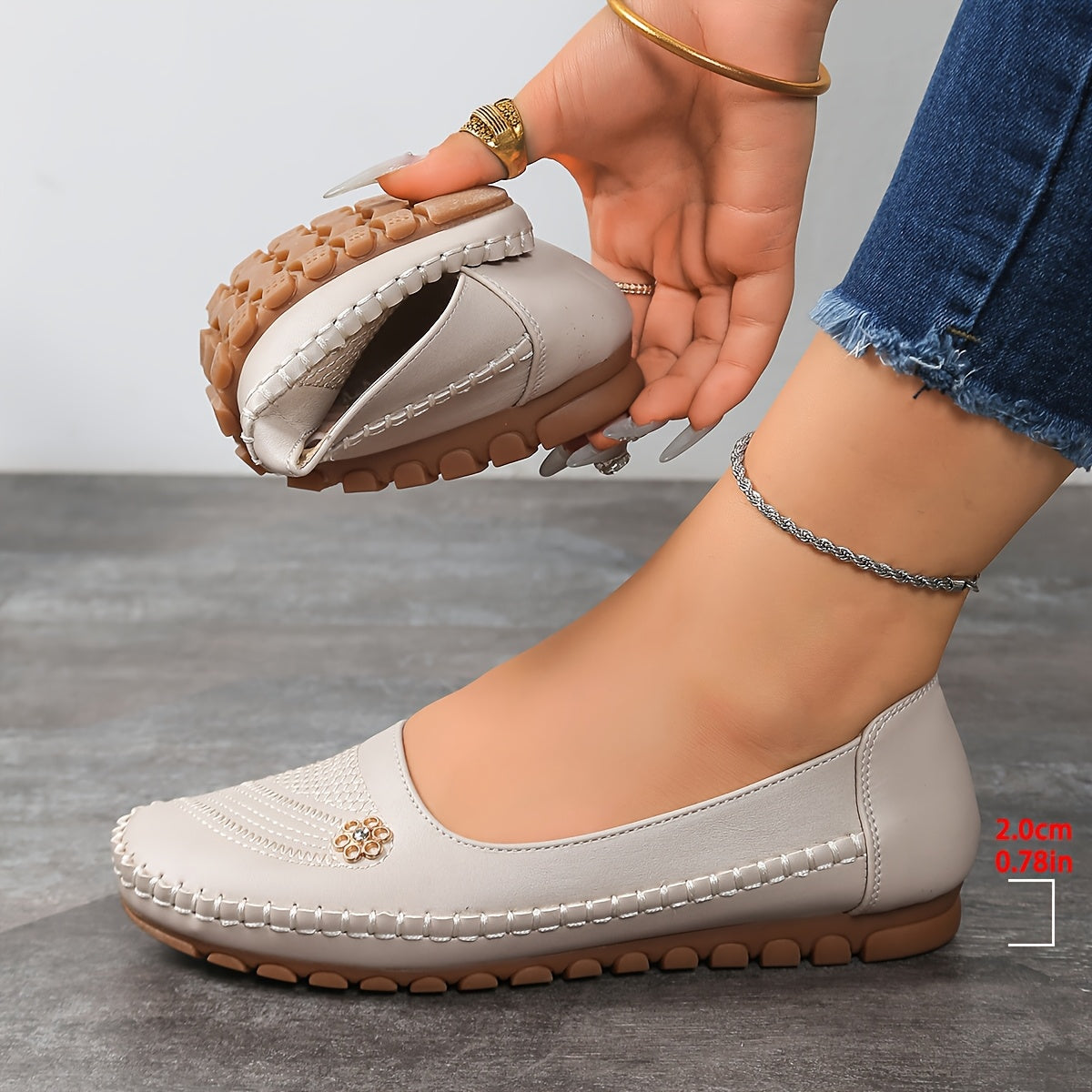 Women's Slip-On Flats With Floral Embellishments Synthetic Upper Cushioned Sole