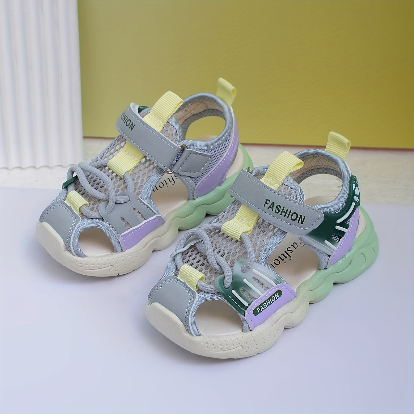 Kids Breathable Mesh Sandals with Secure Fastening for Summer