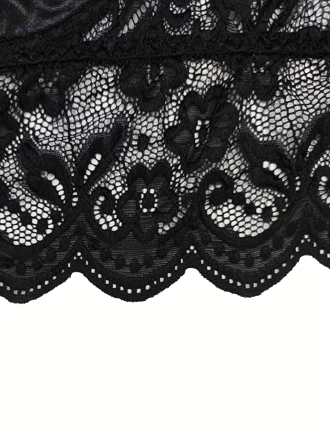 Women Red Floral Lace Chainmail Bra Adjustable Straps Opaque Nylon Polyester