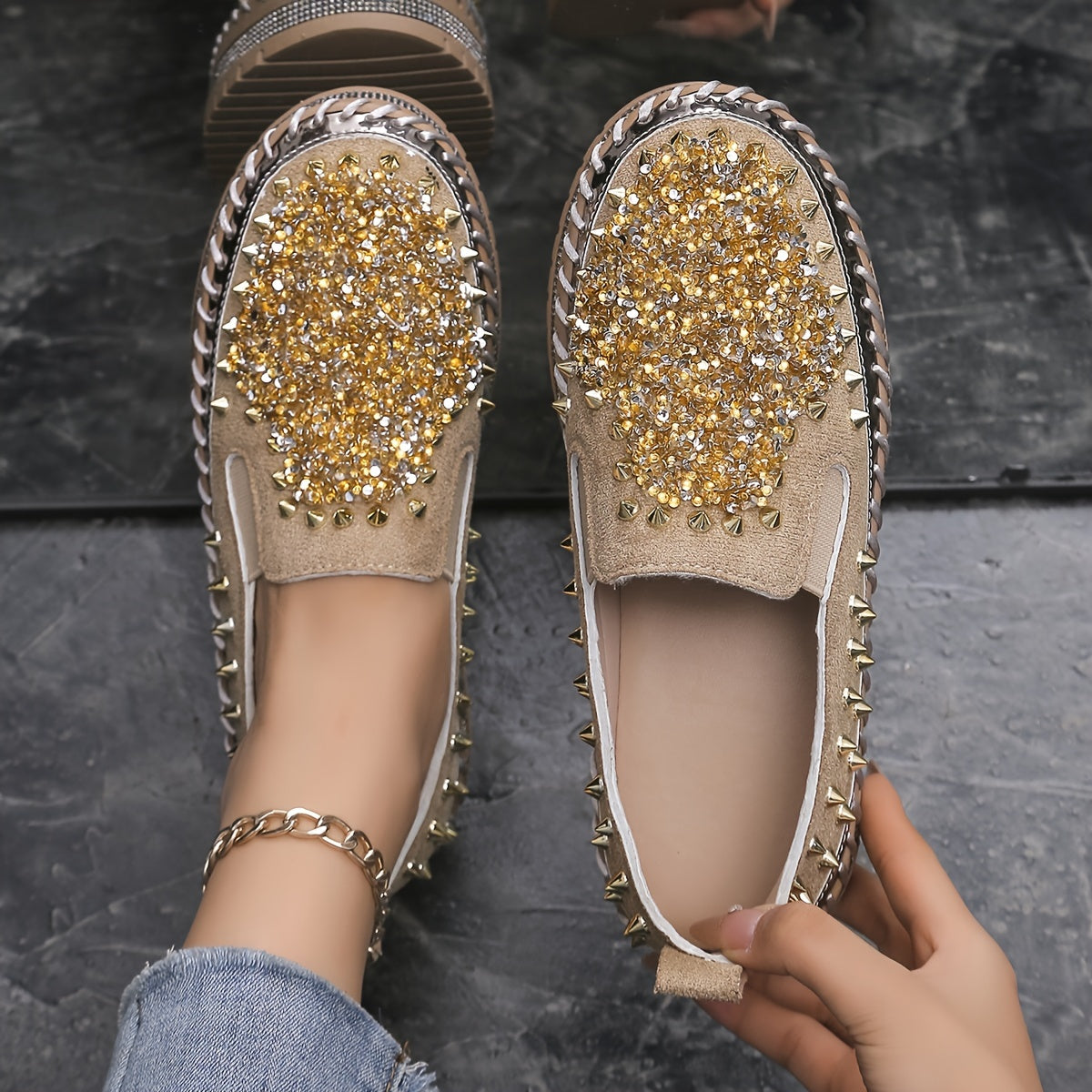 Ayollar uchun kundalik sport poyabzali, rhinestones bilan, engil slip-on loaferlar