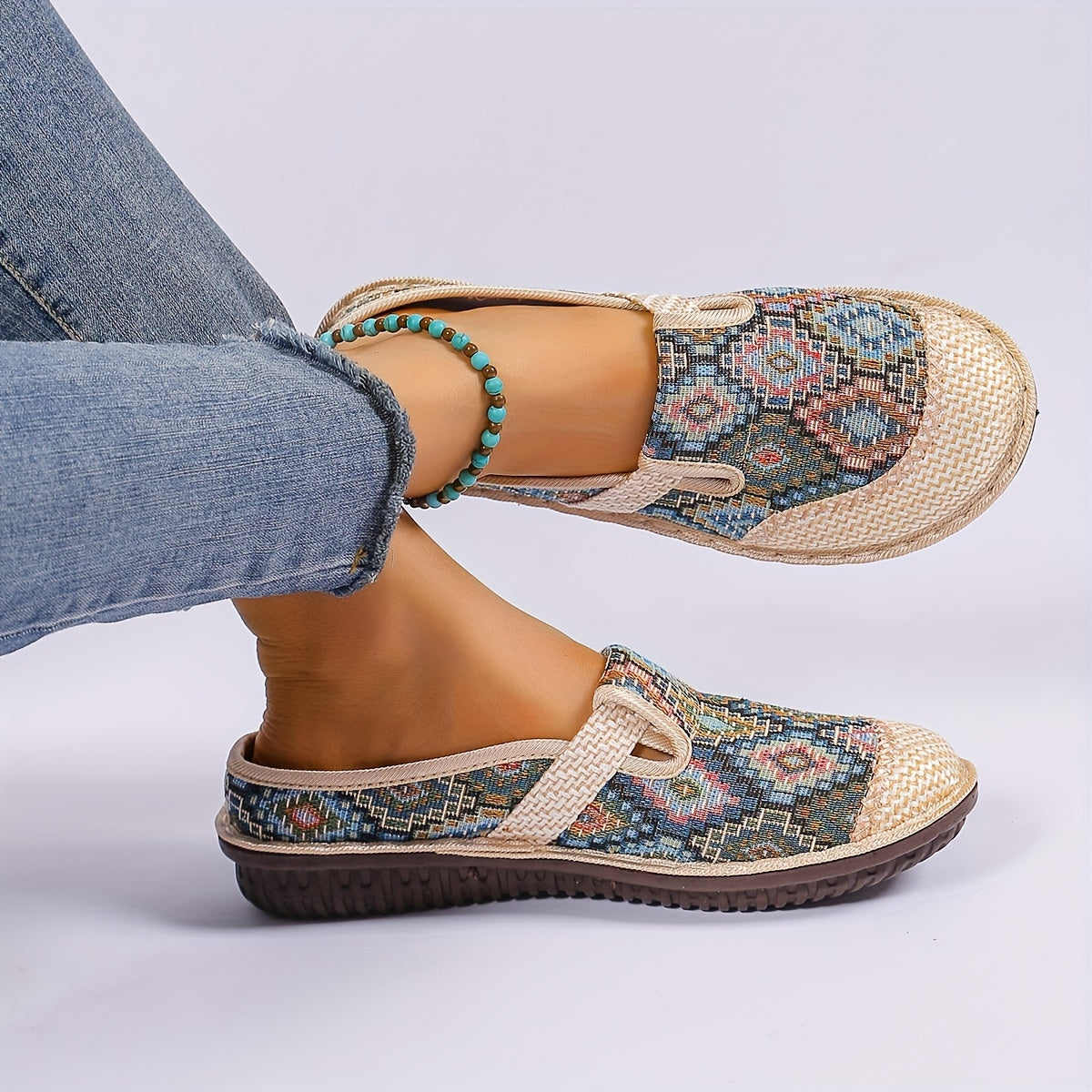 Women's Argyle Printed Slip-On Mules with Lightweight Sole and Breathable Fabric