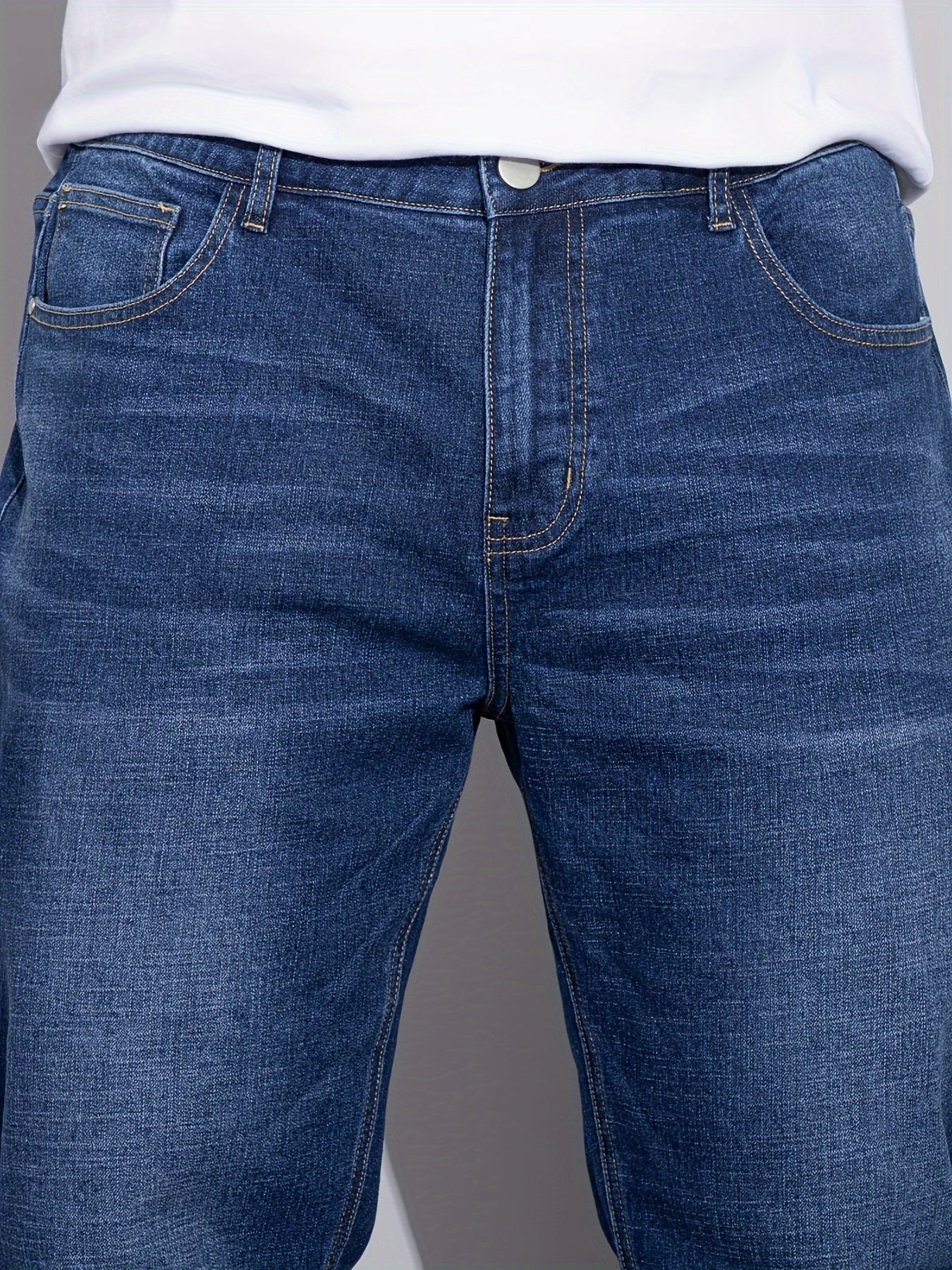 Erkaklar uchun plussiz o'lchamdagi paxta aralashgan jinsilar, oddiy moslashuv, qulay cho'ziladigan denim, bir rangda va yengil yuvilgan. Klassik 5 cho'ntak dizayni, mustahkam va namni so'radigan. O'smirlar uchun mos.
