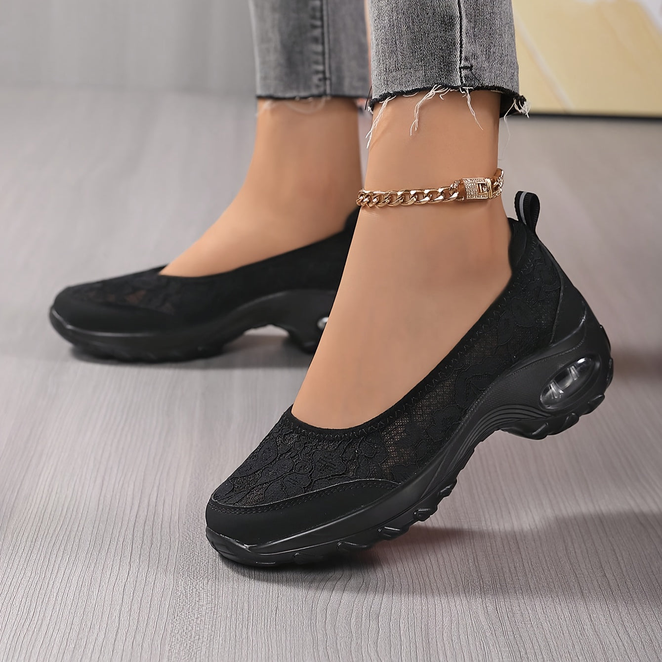 Women's Summer Casual Sneakers White Slip-On Low-Top Floral Fabric Lightweight