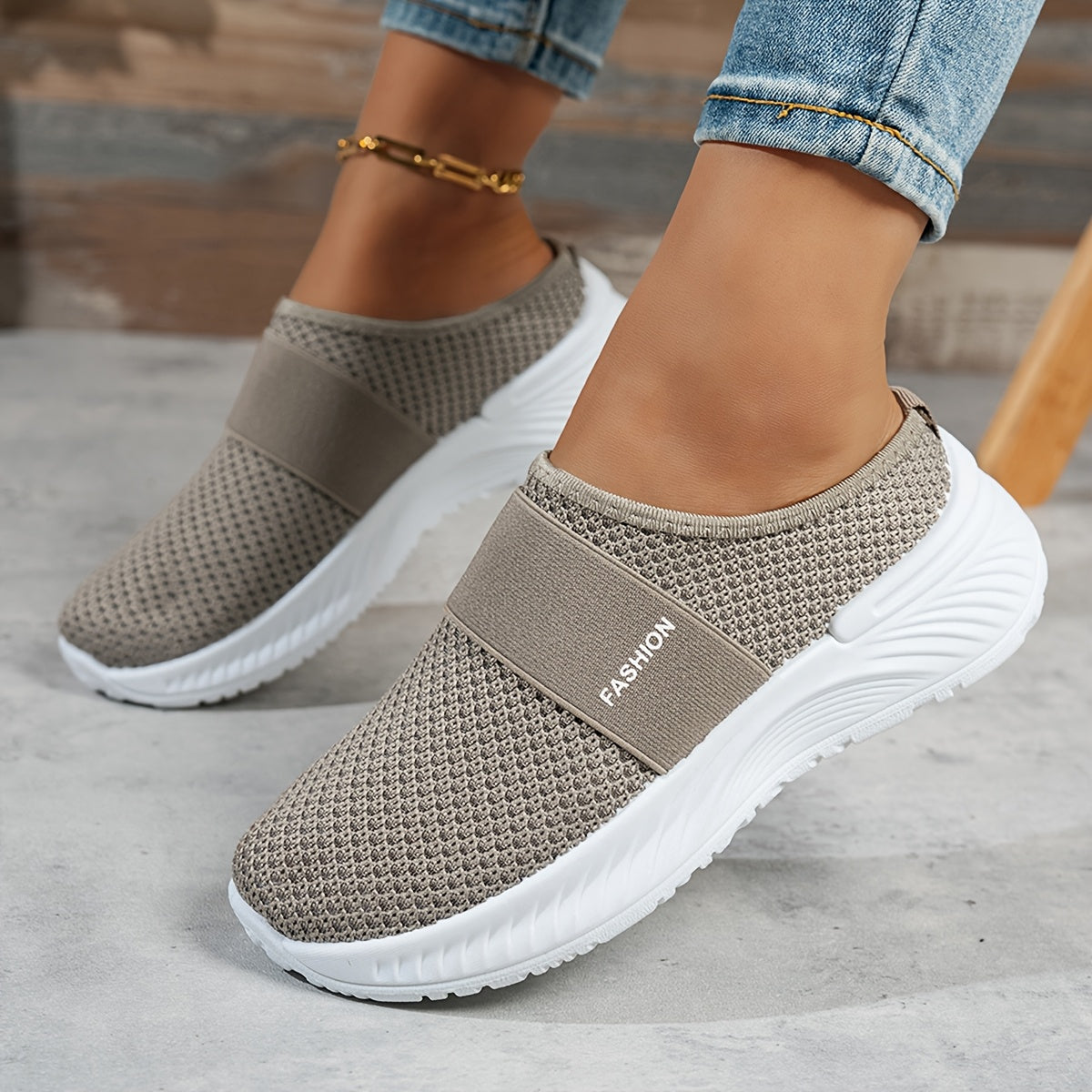 Women's Summer Slip-On Sneakers Breathable Mesh Low-Top Casual Shoes