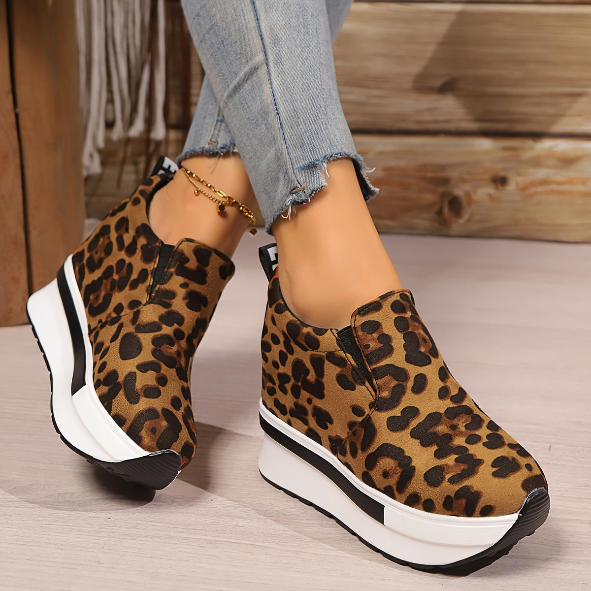 Women's Leopard Print Slip-On Sneakers Lightweight Comfortable
