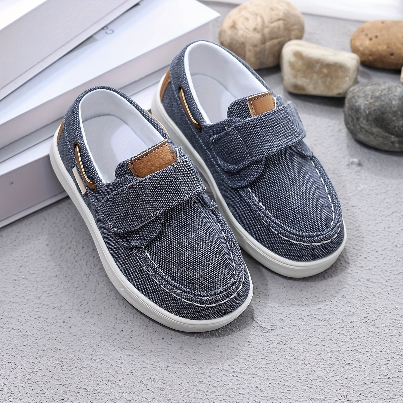 Boys' Canvas Sneakers Soft Non-Slip Casual Low Top All-Season