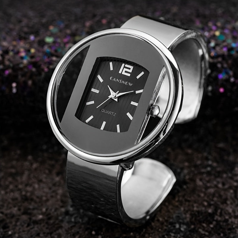 Women's Quartz Bracelet Watch Large Golden Dial Alloy Band Casual