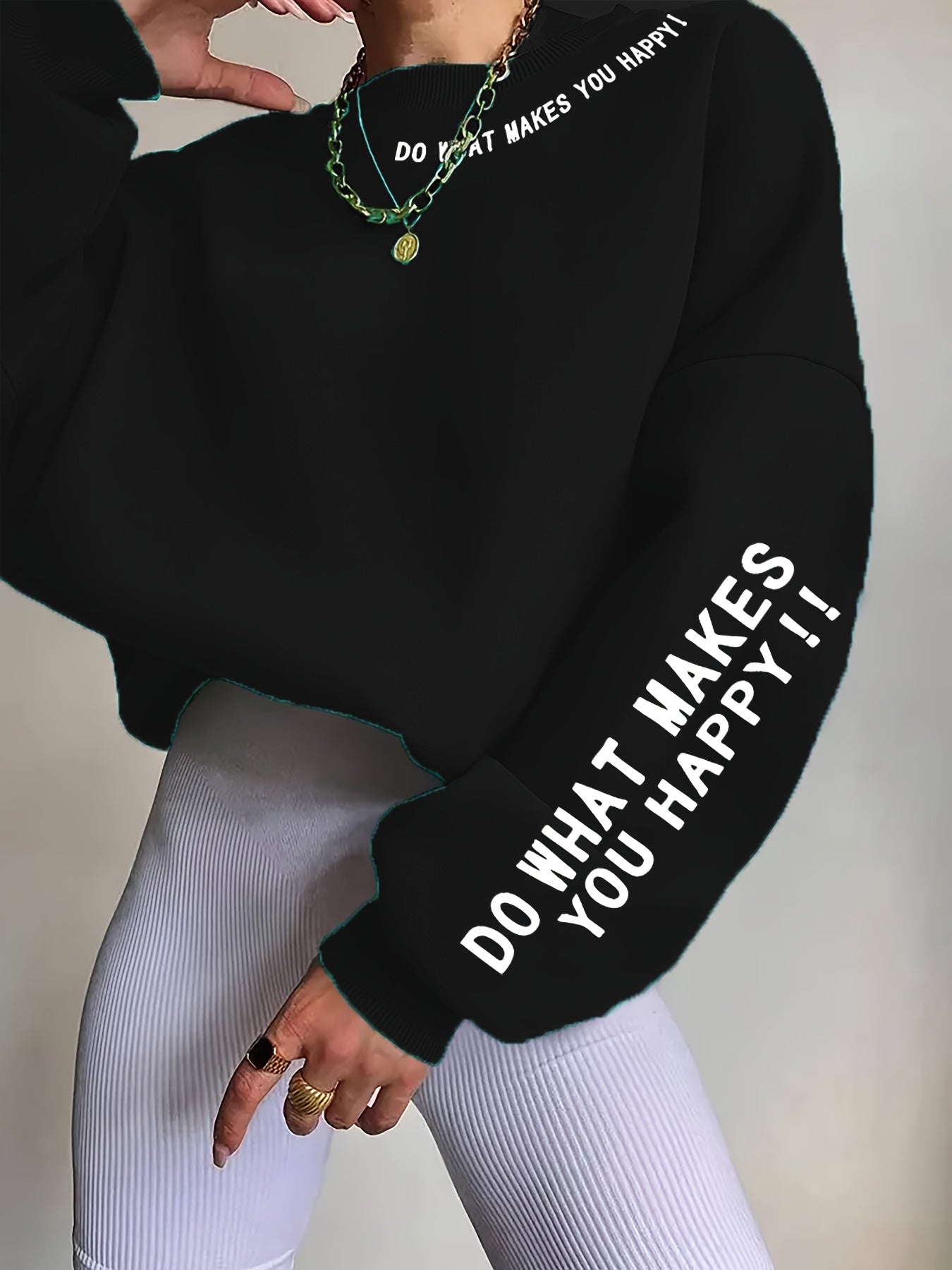 Ayollar uchun kattaroq o'lchamli pulover sviter polyester to'qima krujkali bo'yinli katta o'lchamli kuz qish