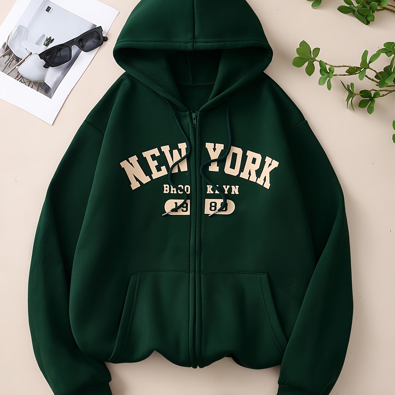 Women's Polyester Hooded Zip-up Hoodie Sweatshirt with Pockets for Fall and Winter