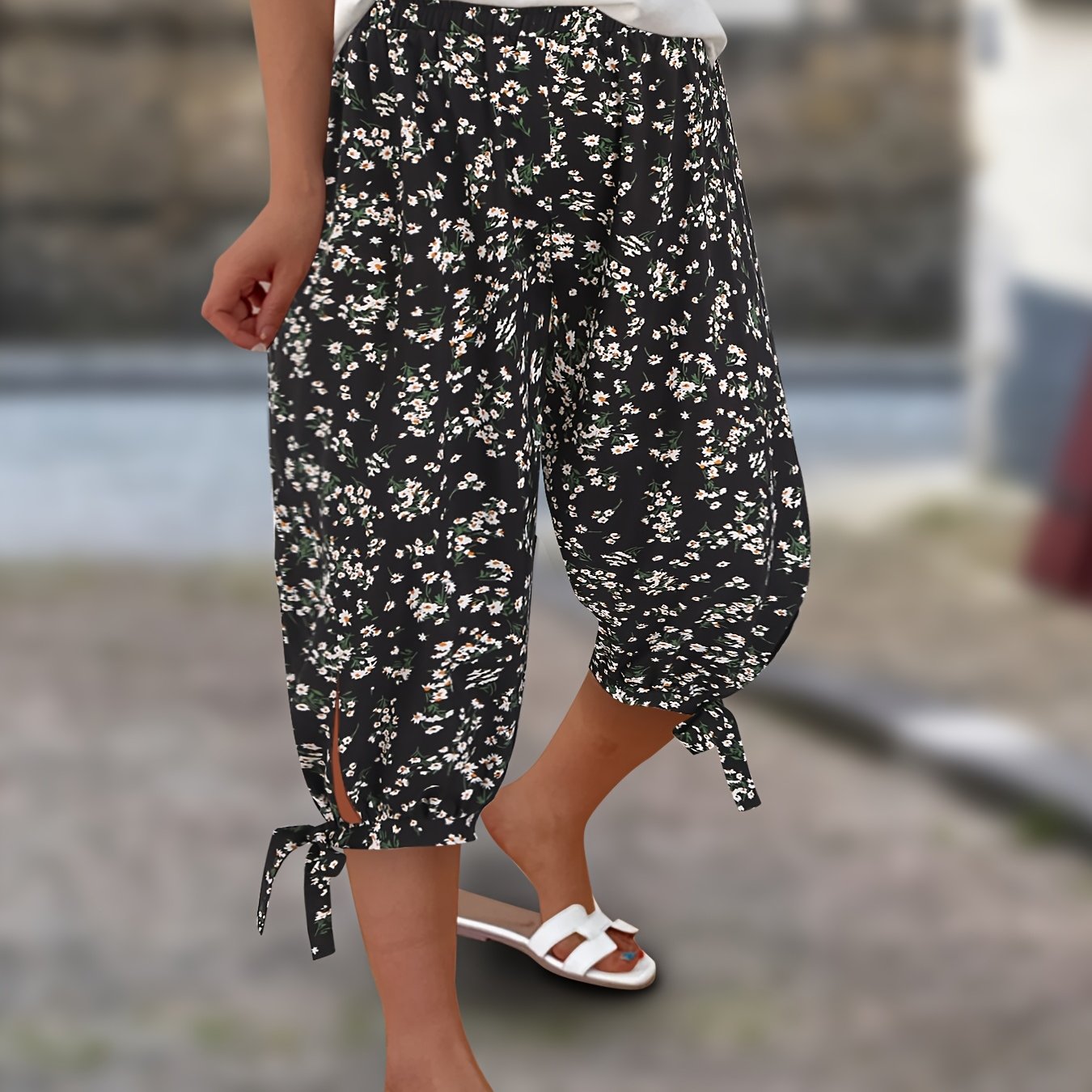 Plus Size Women's Floral Wide Leg Waist-Cinched Split Pants