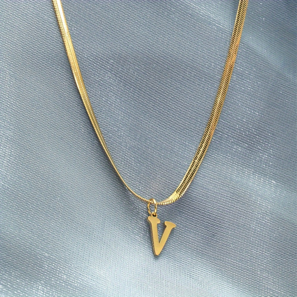 Women’s 18K Gold Plated Stainless Steel Alphabet Letter Pendant Necklace for Daily Wear