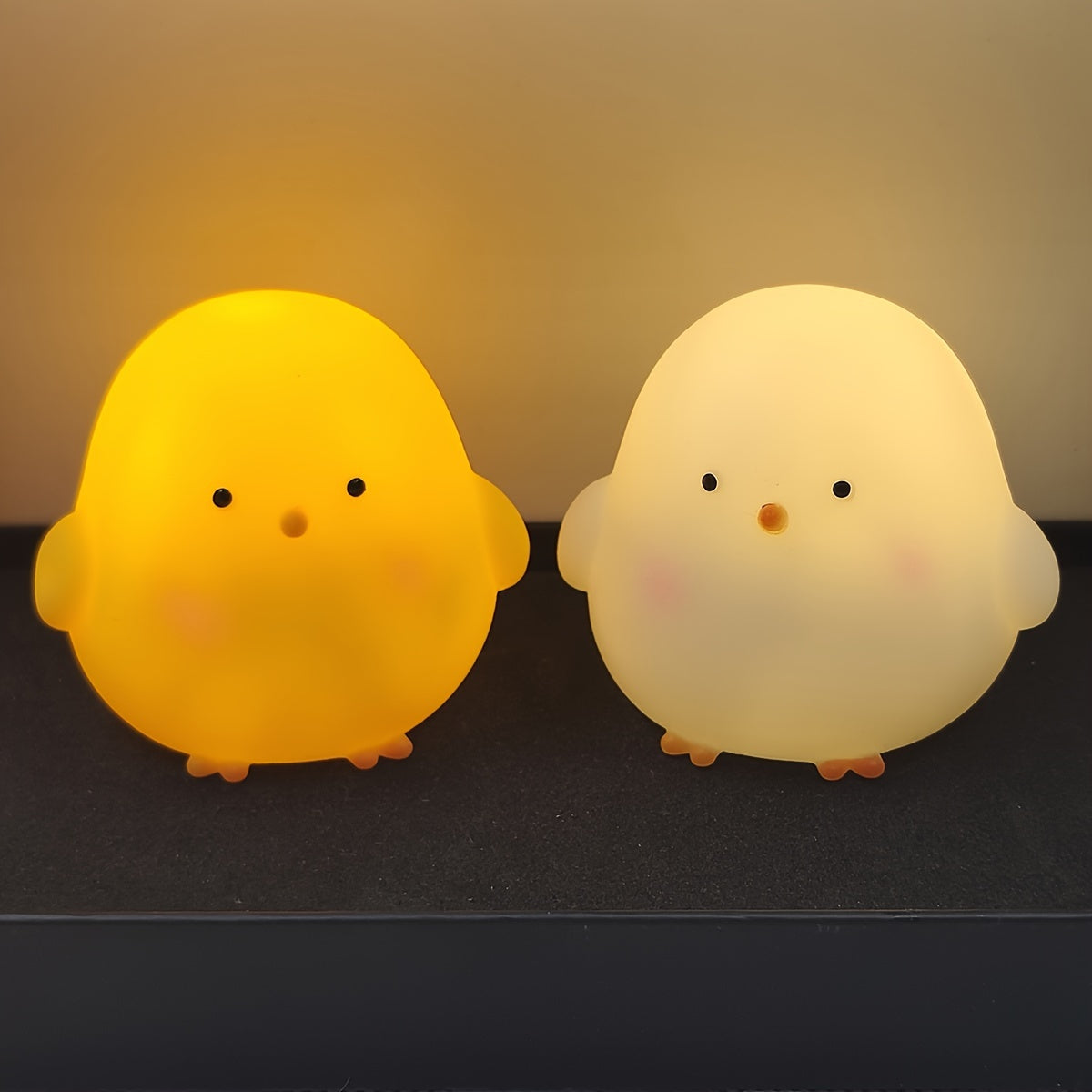 Minimalist Chicken LED Tabletop Lamp Battery-Powered Night Light for Bedroom Office
