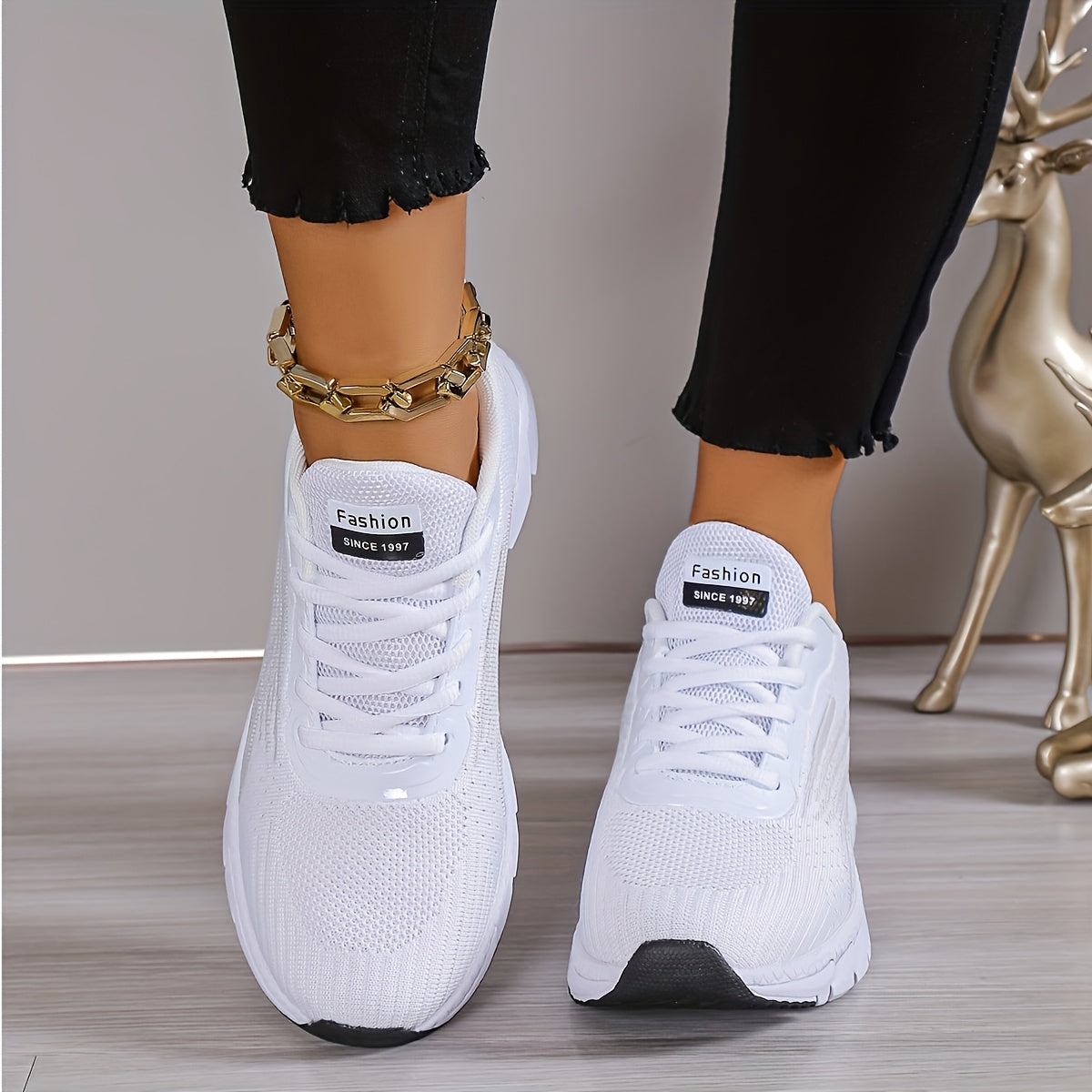 Women's Breathable Mesh Upper Walking Shoes Casual All-Season Sneakers