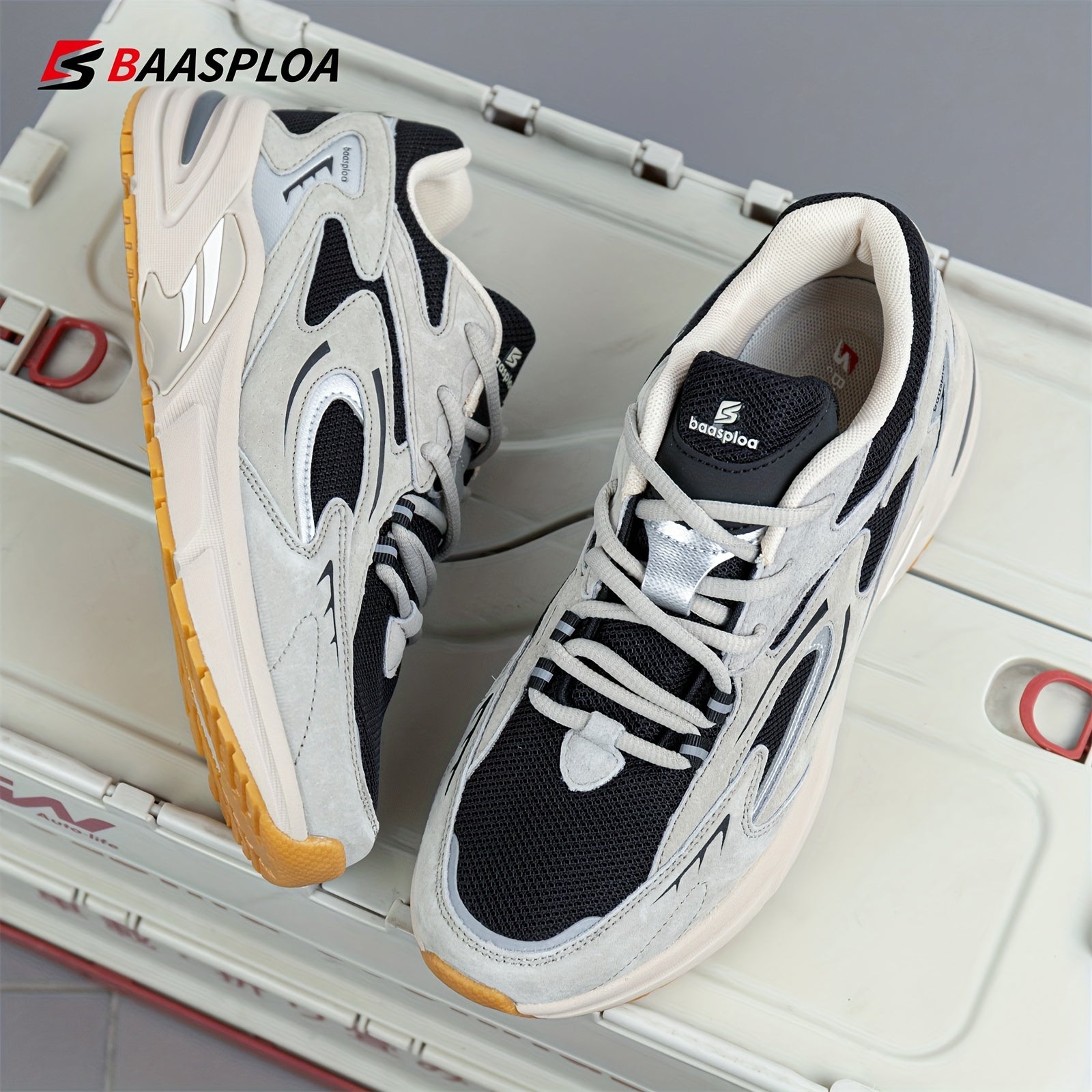 Erkaklar uchun zamonaviy retro qalin poyabzal, sirpanmaydigan bog'ichli dizayn, ochiq havoda faoliyatlar uchun mukammal.