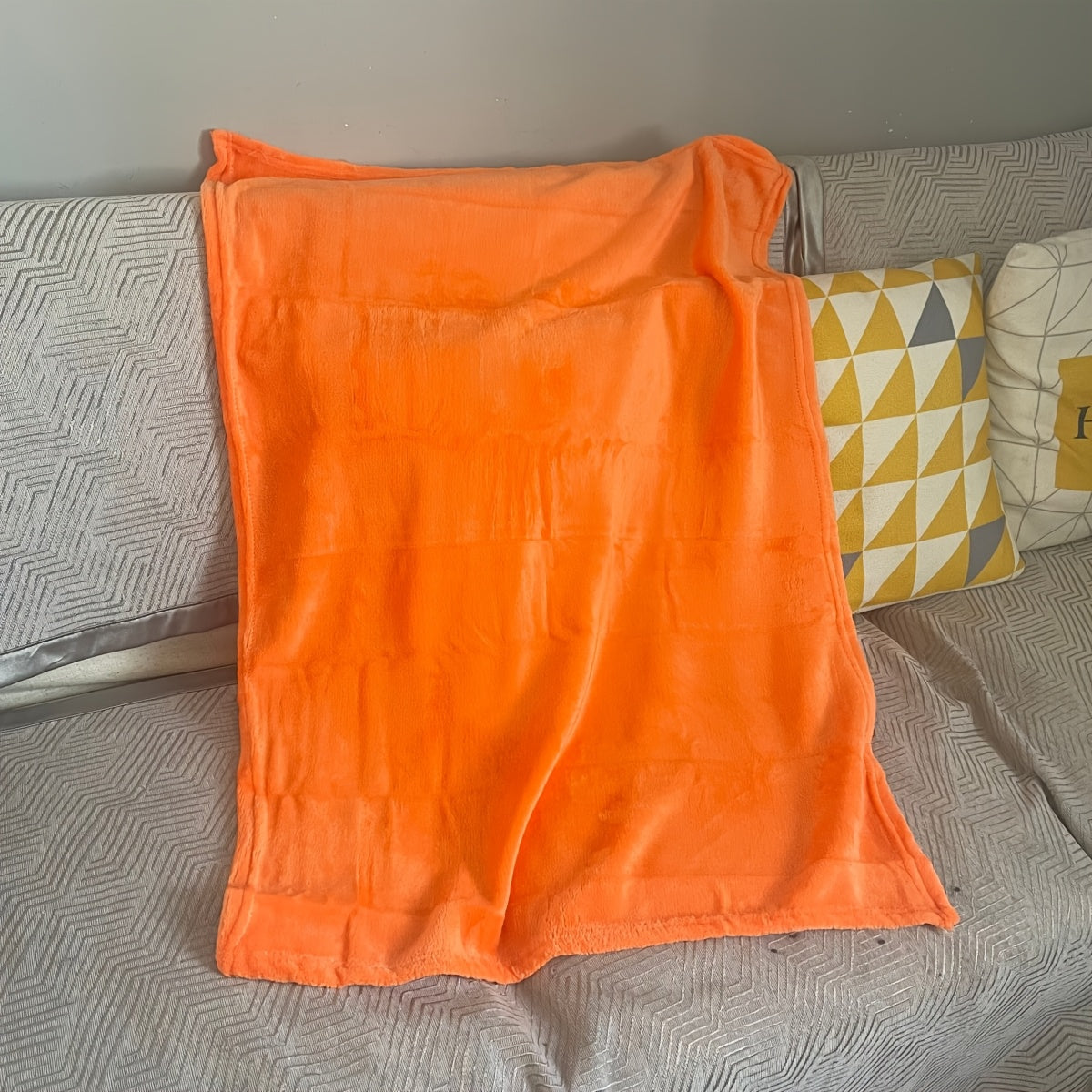 Solid Color Fleece Blanket in the New Blanket Series