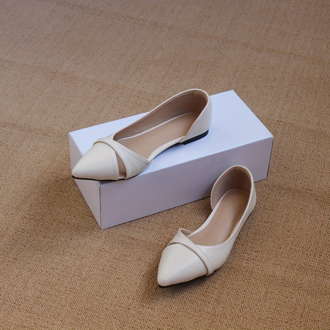 Женские черные балетки с заостренным носком и боковым вырезом, верх из мягкого ПУ, легкая ПВХ подошва, удобные обувь для ношения в течение всего дня. Идеально для повседневной носки. Минималистичные и милые.