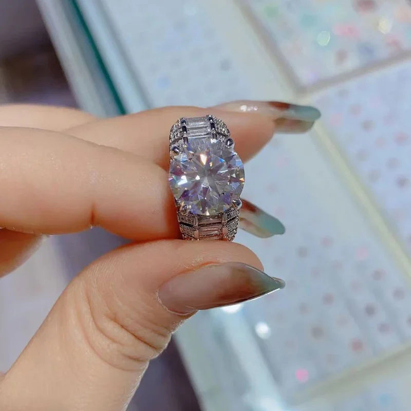 Women's Engagement Ring Moissanite 5 Carat S925 Silver Band Wedding Jewelry