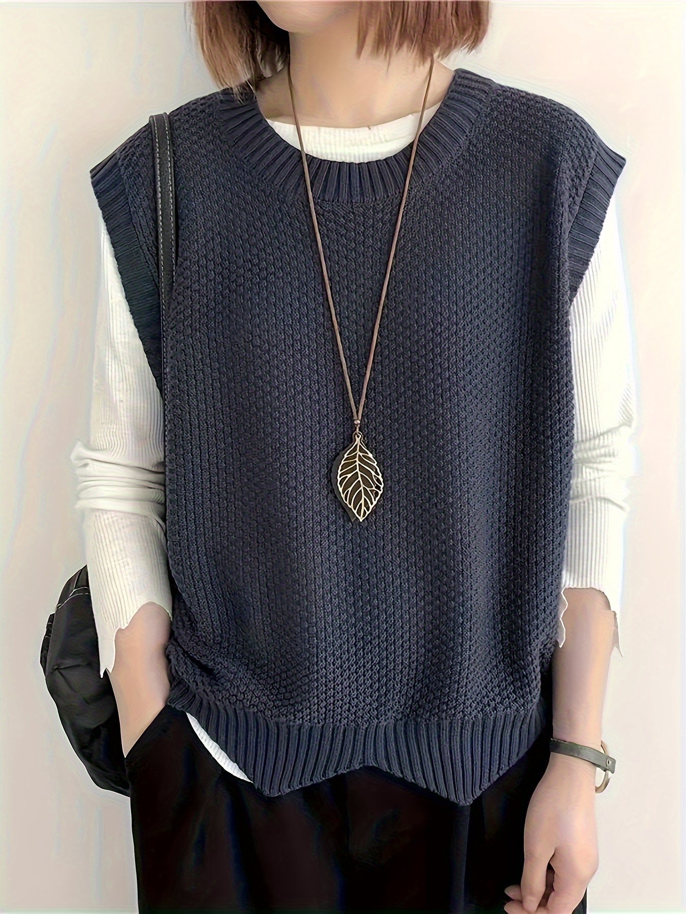 Women's Plus Size Knit Sweater Vest, Crew Neck, Cap Sleeve, Spring Summer