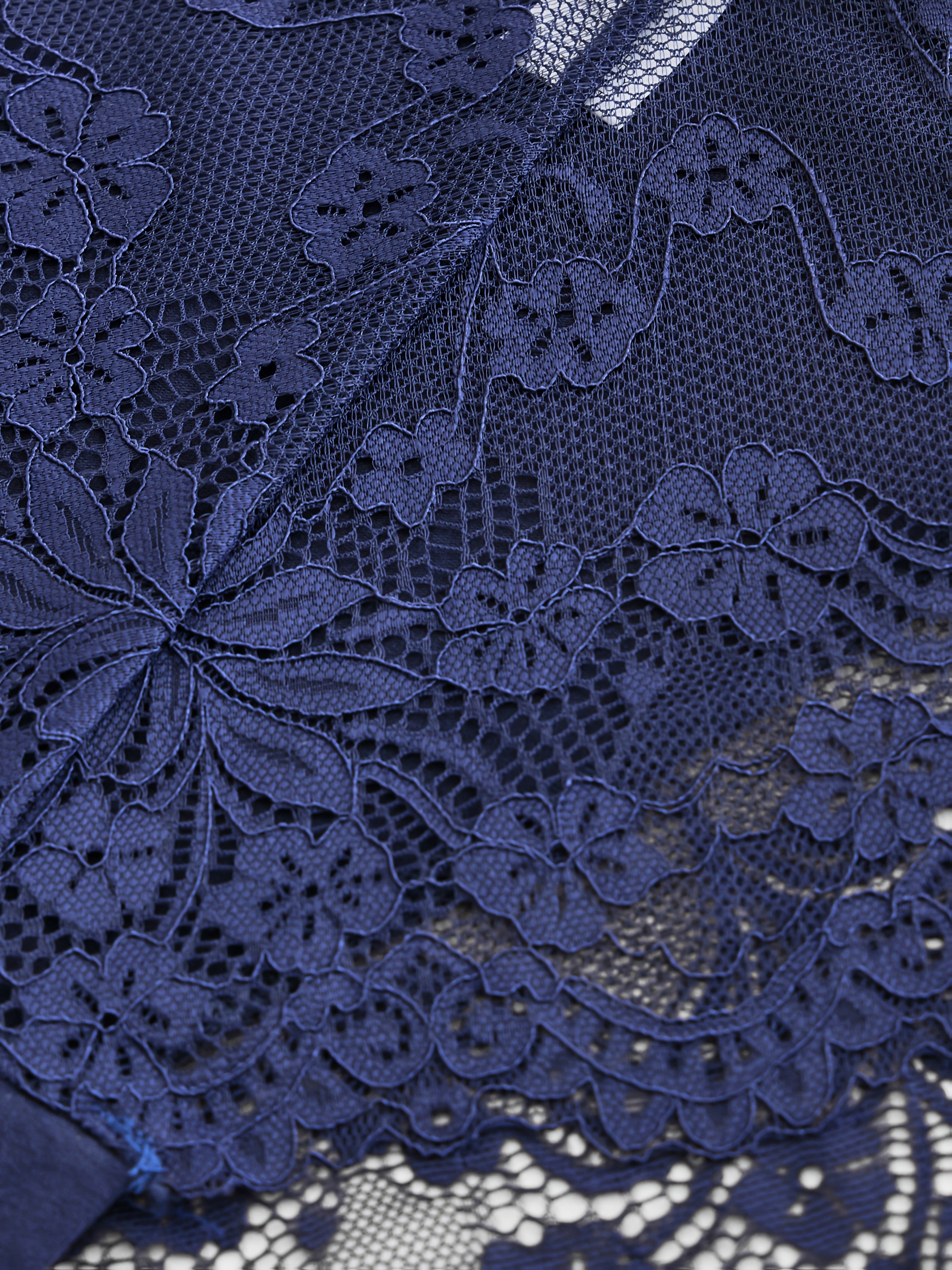 3-Pack Plus Size Lace Panties High-Waisted Floral Breathable Stretch Briefs