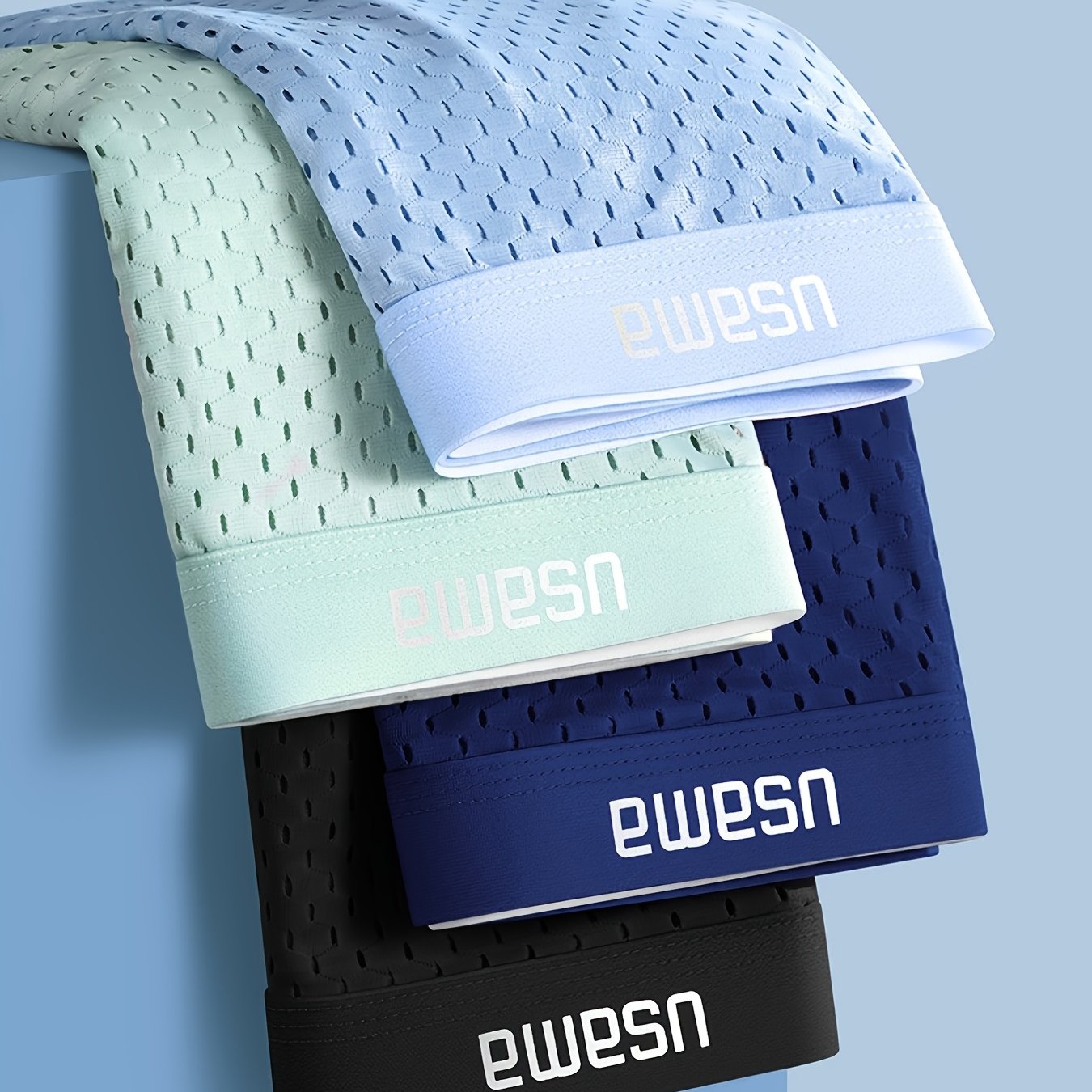 4 ta ultrin ingichka erkaklar uchun boxer ichki kiyimlari, sport va tasodifiy kiyim uchun nafas oladigan, cho'ziluvchan nylon materialidan tayyorlangan.