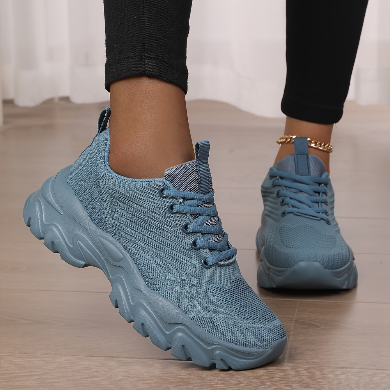 Women's Breathable Knit Platform Sneakers Casual Lace-Up Outdoor Shoes