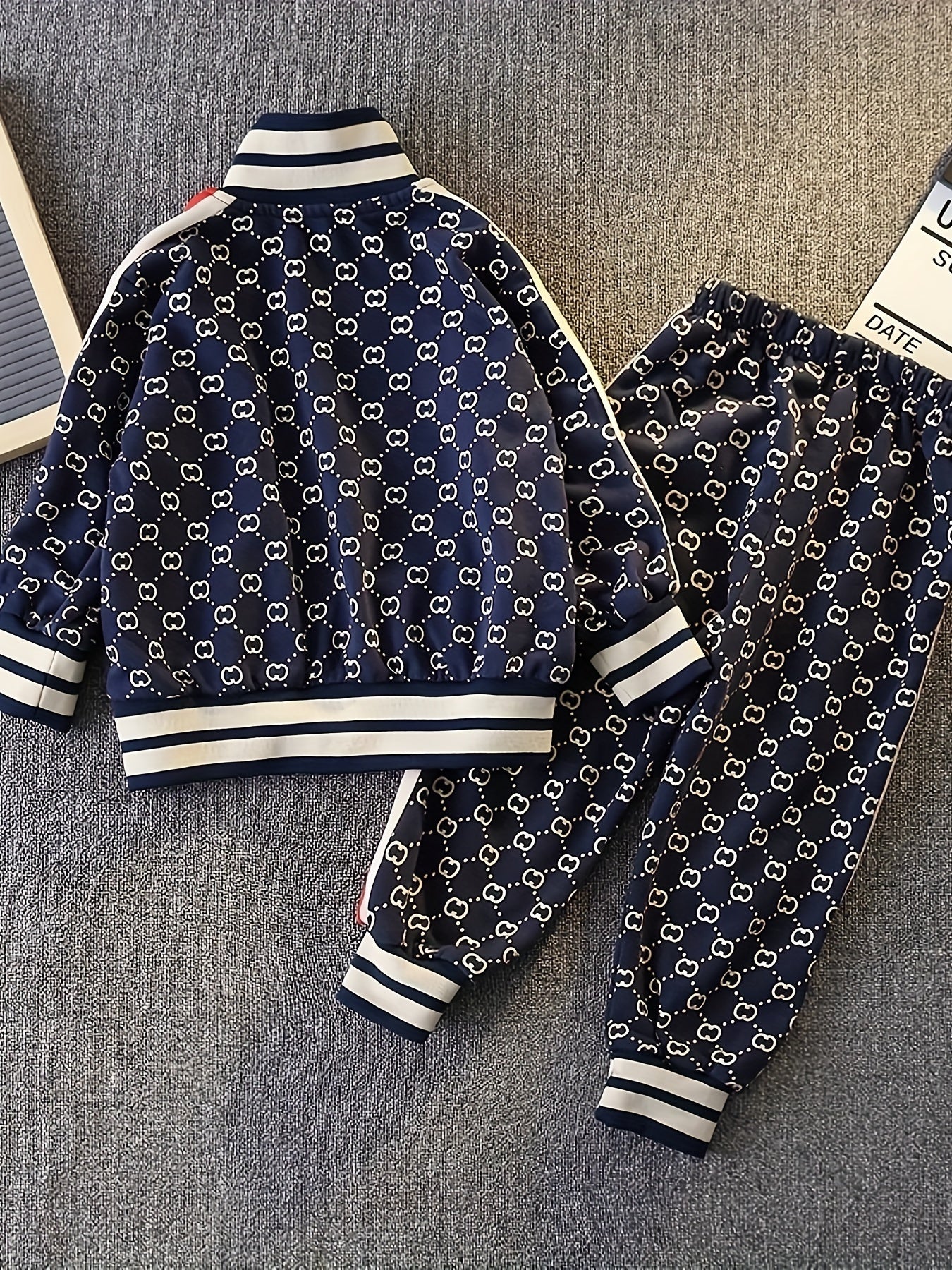 Kids Boys Geometric Print Zip-Up Varsity Jacket and Casual Pants Set for Outdoor Play