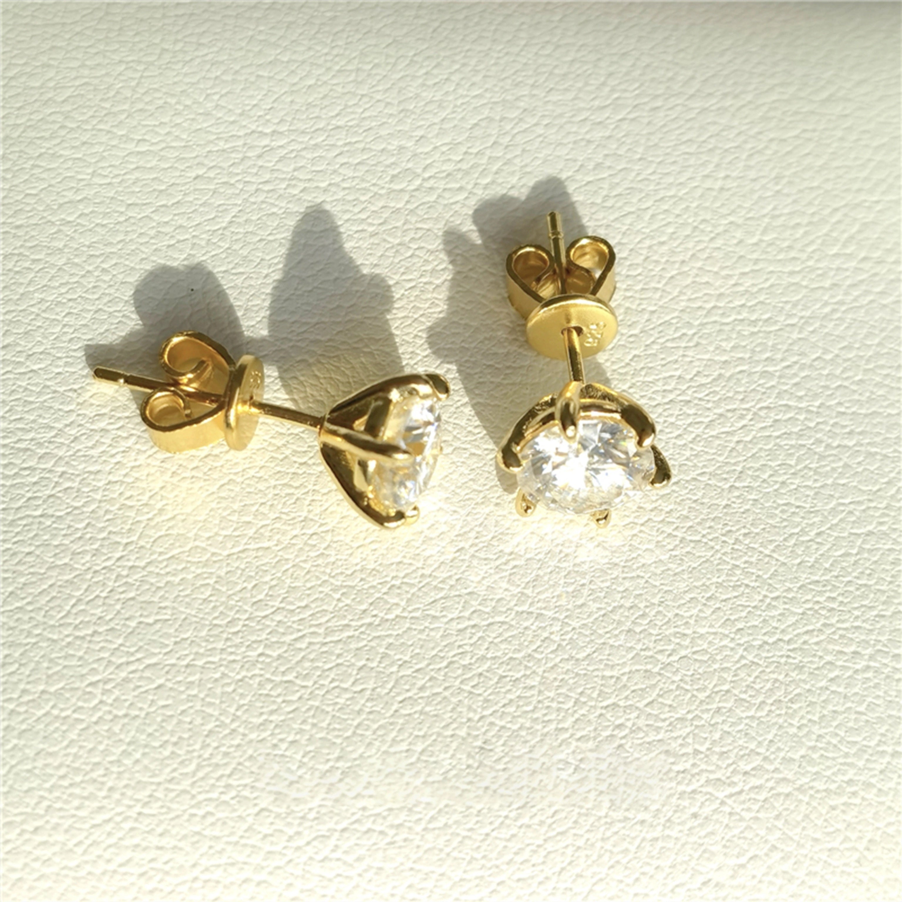 Copper Jewelry Set with Moissanite Round Cut Necklace Earrings and Ring for Women