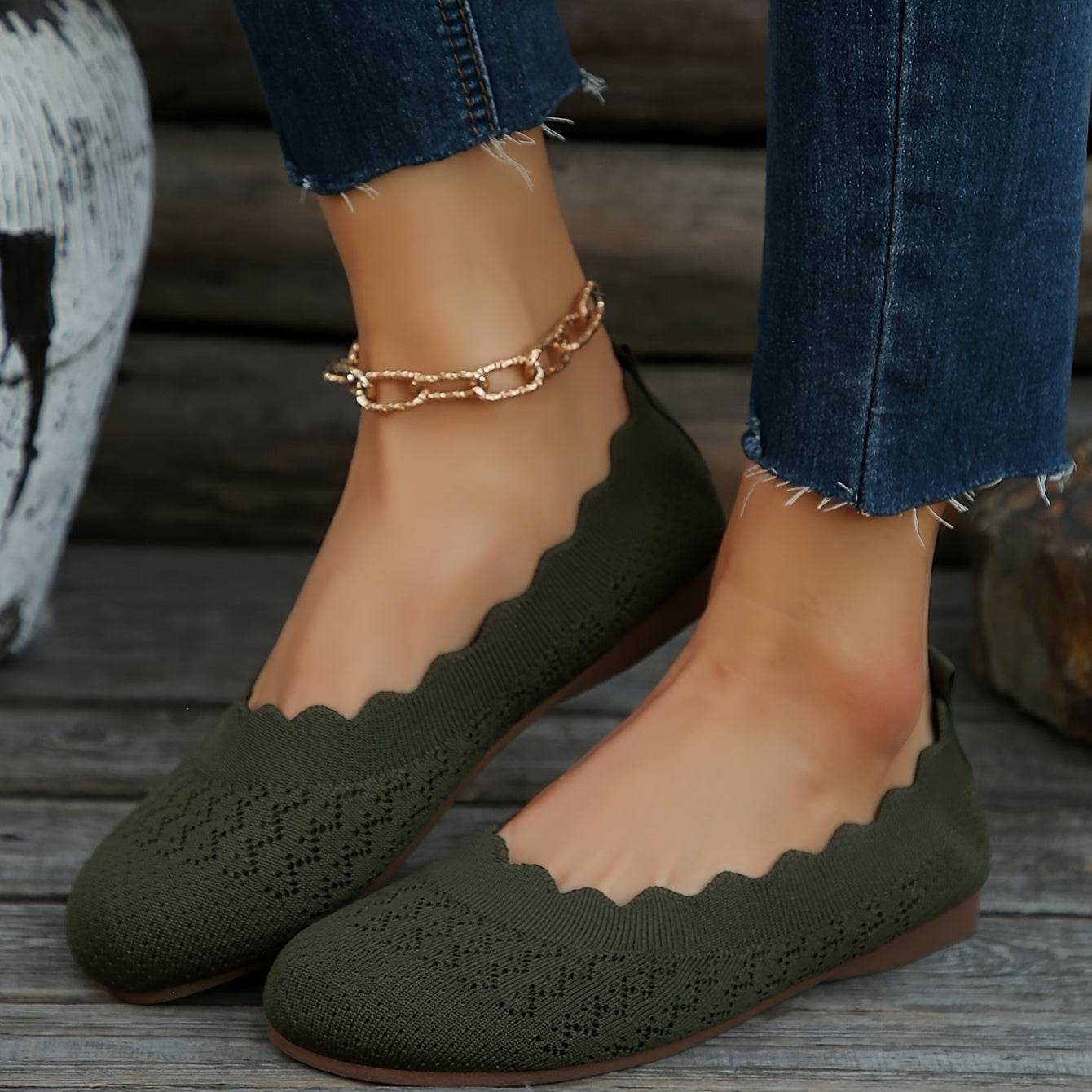 Women's Slip-On Flats Breathable Knit Comfortable Rubber Sole All-Season Shoes