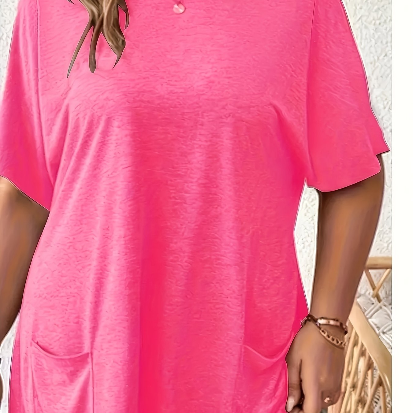 Women's Casual Polyester Blend Crew Neck T-Shirt with Pocket Short Sleeve