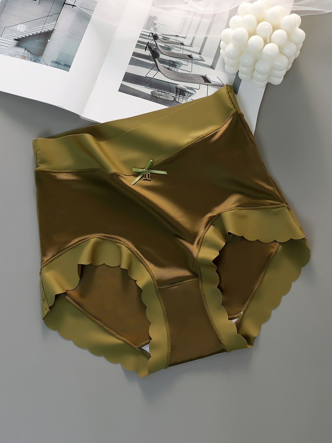 Set of 4 Seamless Women's Briefs Comfortable Stretchy Solid Color Mid Rise Underwear