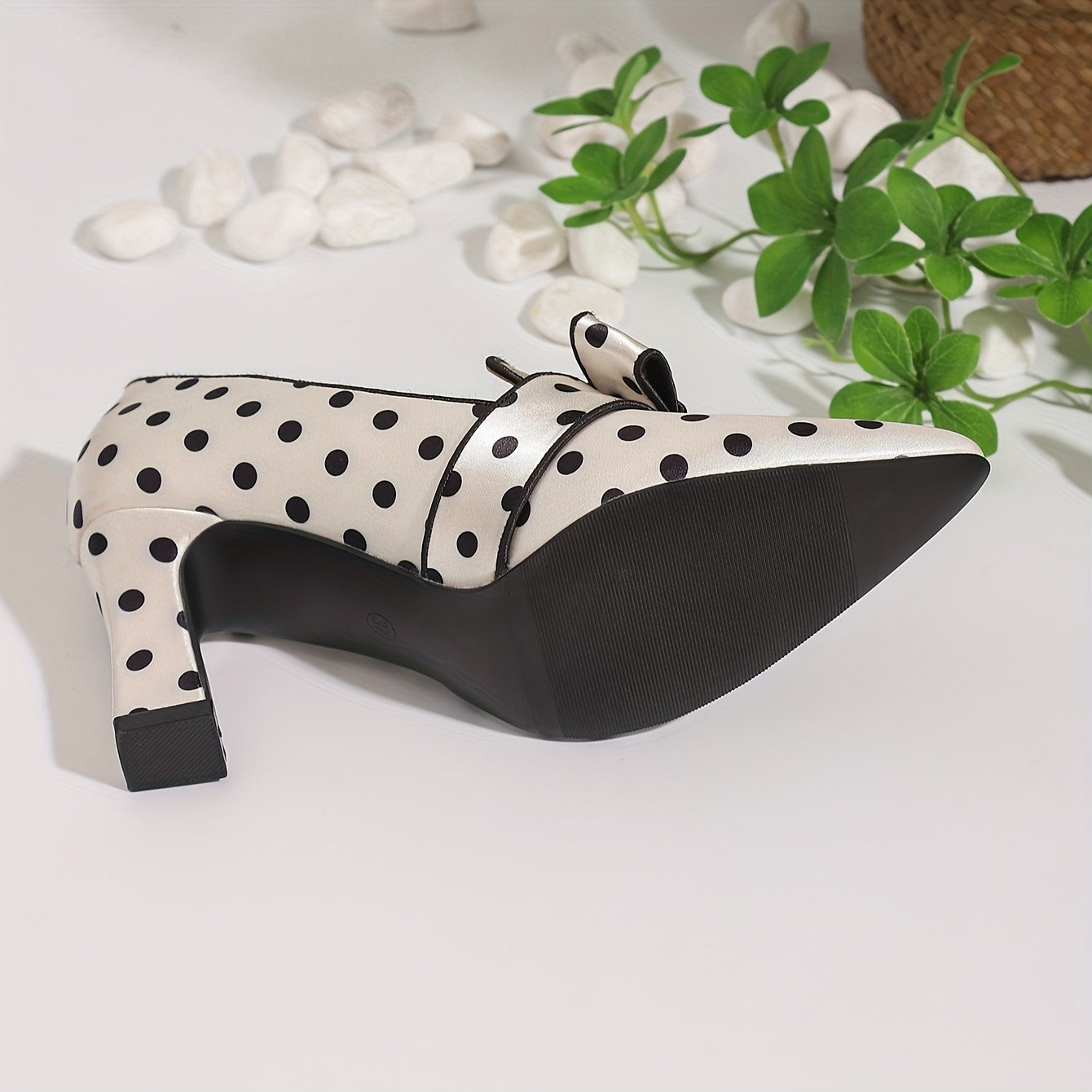 Women Polka Dot Bowknot Pumps Pointed Toe Chunky Heel for Parties