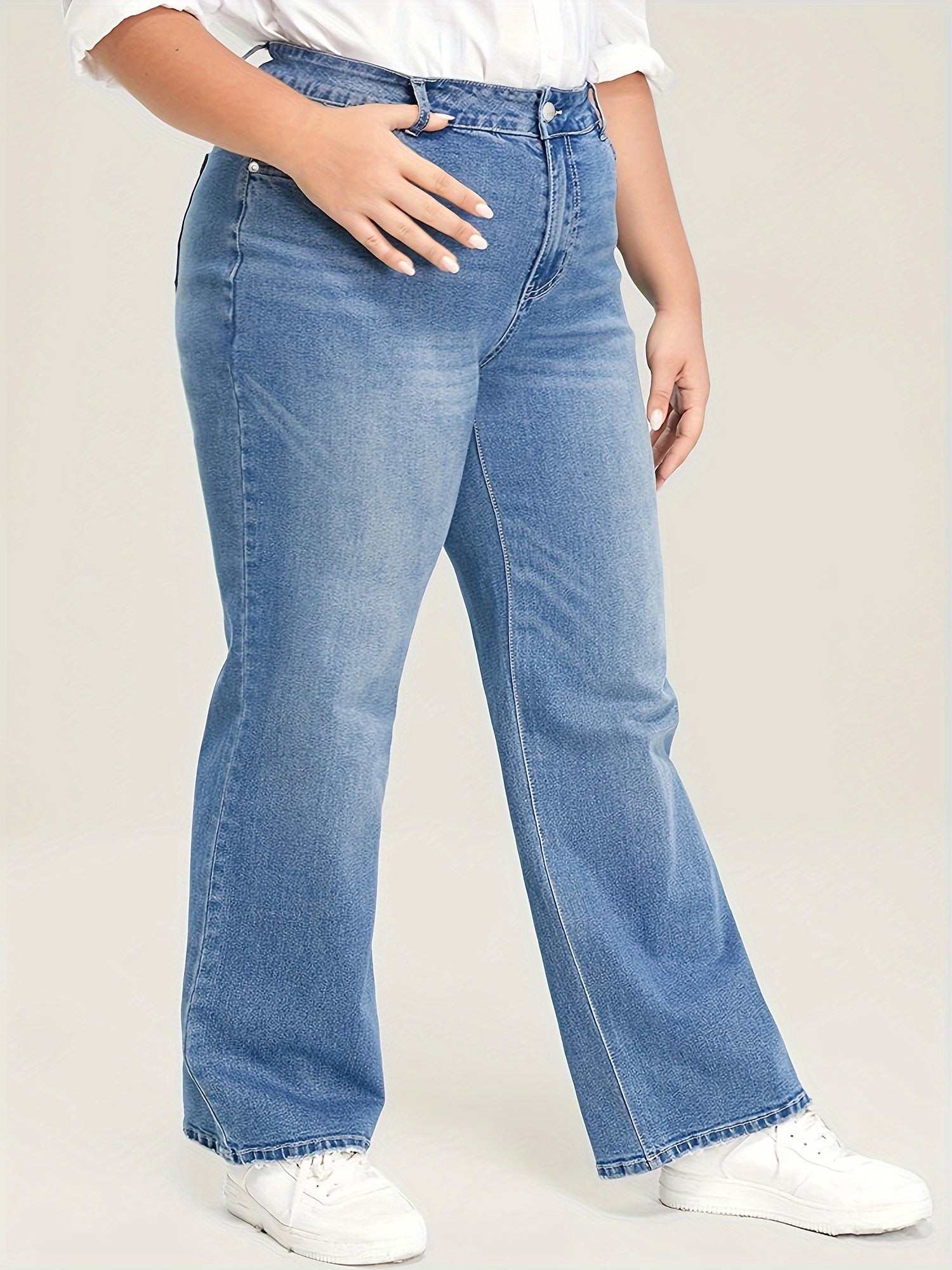 Women's Plus Size Blue Washed High Rise Wide Leg Jeans