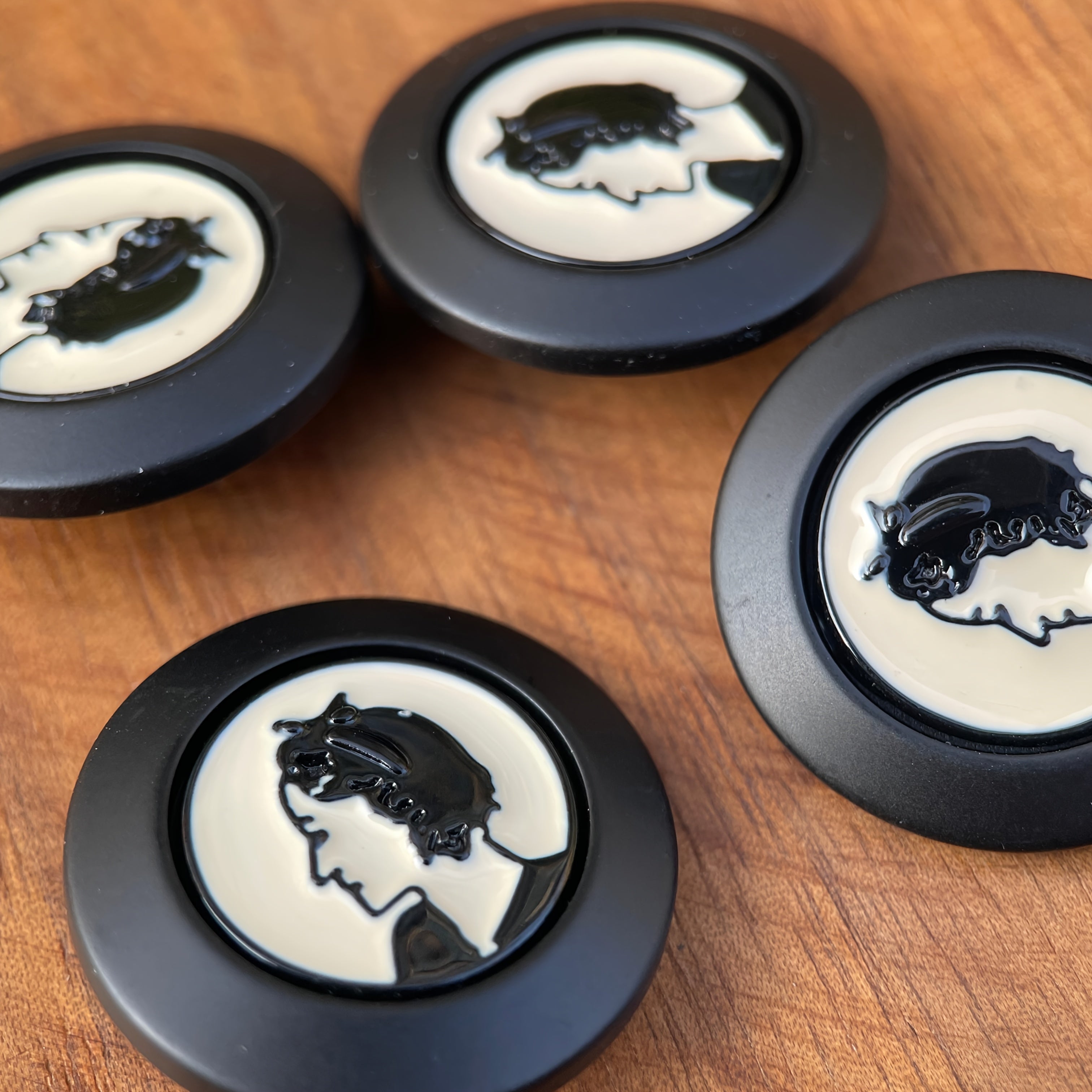 Set of 5 Black Resin Buttons with Portrait Design for Clothing and Crafts