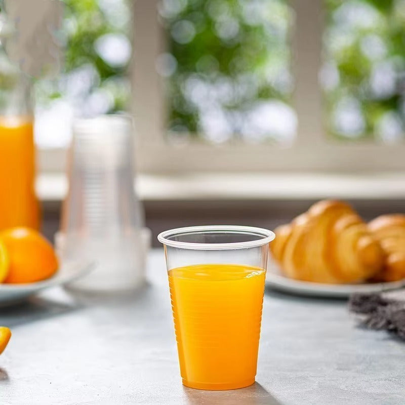 Ochiq plastmassa stakanlar 50-100 dona sovuq ichimliklar uchun muzli choy, sharbat, partiyaga mo‘ljallangan