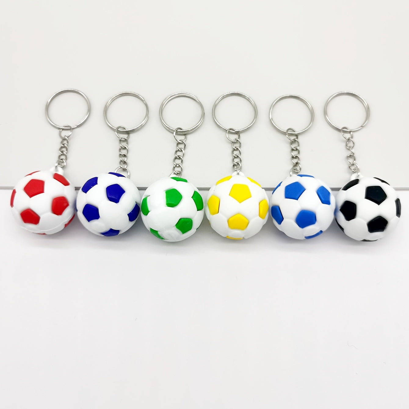 Conjunto de 6 llaveros de fútbol en PVC, colgantes y charms para bolsa