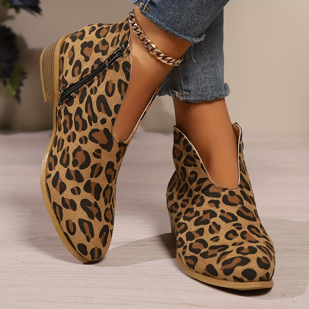 Женские ботинки на щиколотке с леопардовым принтом, массивная подошва, средний каблук, молния, кожа