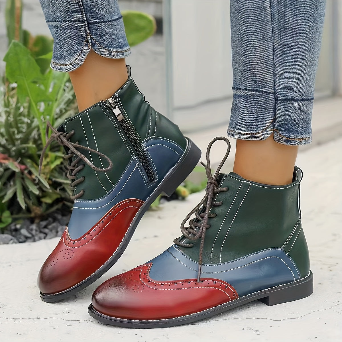 Women's Patchwork Leather Boots Side Zipper Platform Walking Comfortable Shoes