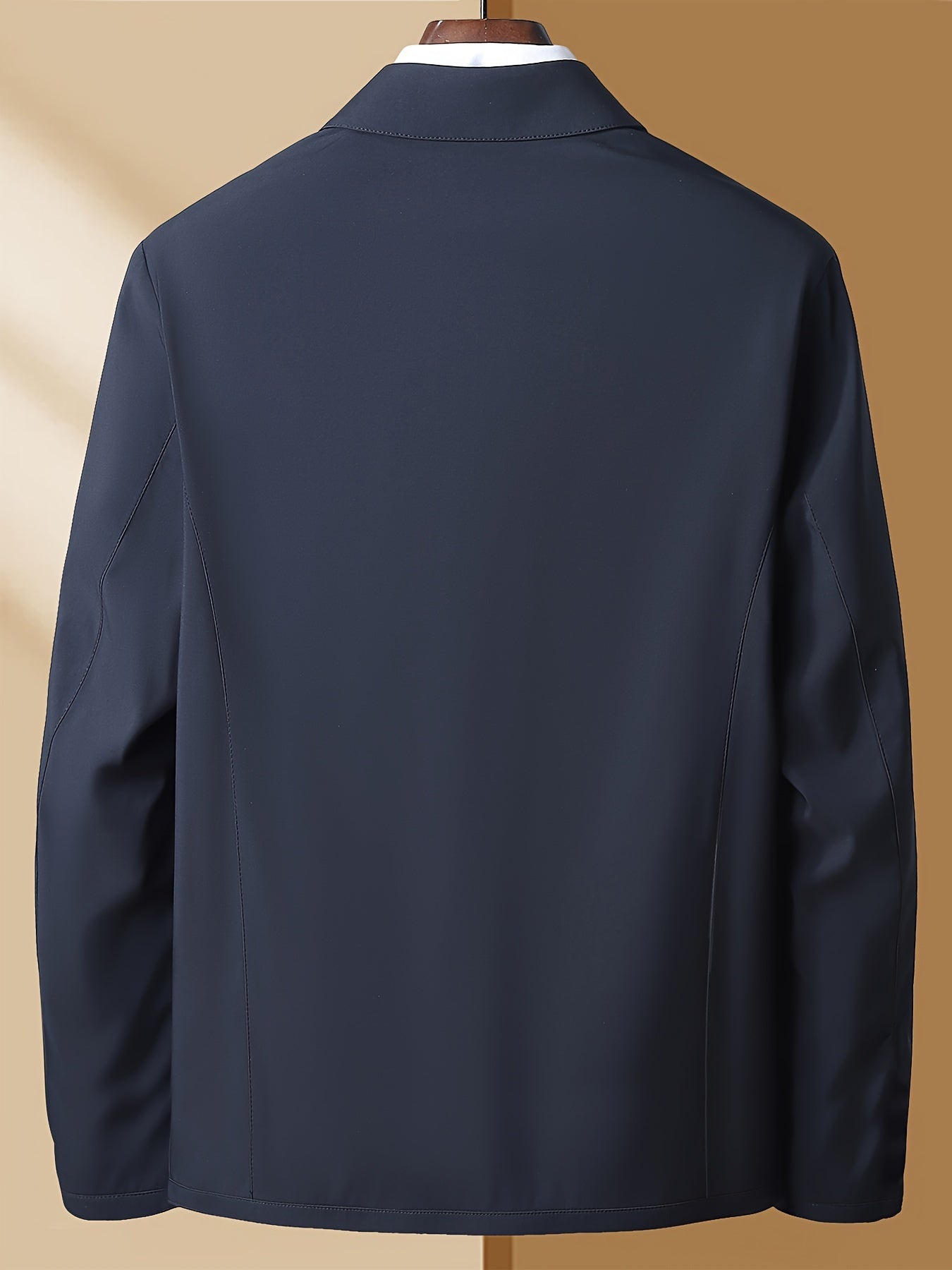 Men's Casual Polyester Lapel Jacket for Hiking and Outdoor Activities