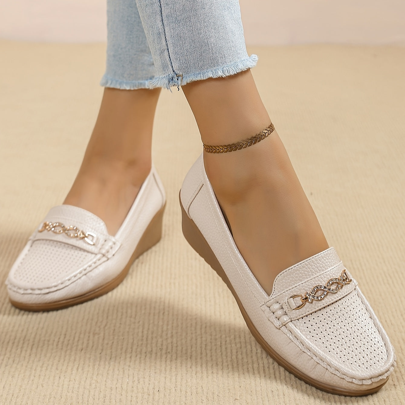 Women's Slip-Resistant Crystal-Embellished Metallic Loafers with Cushioned Sole