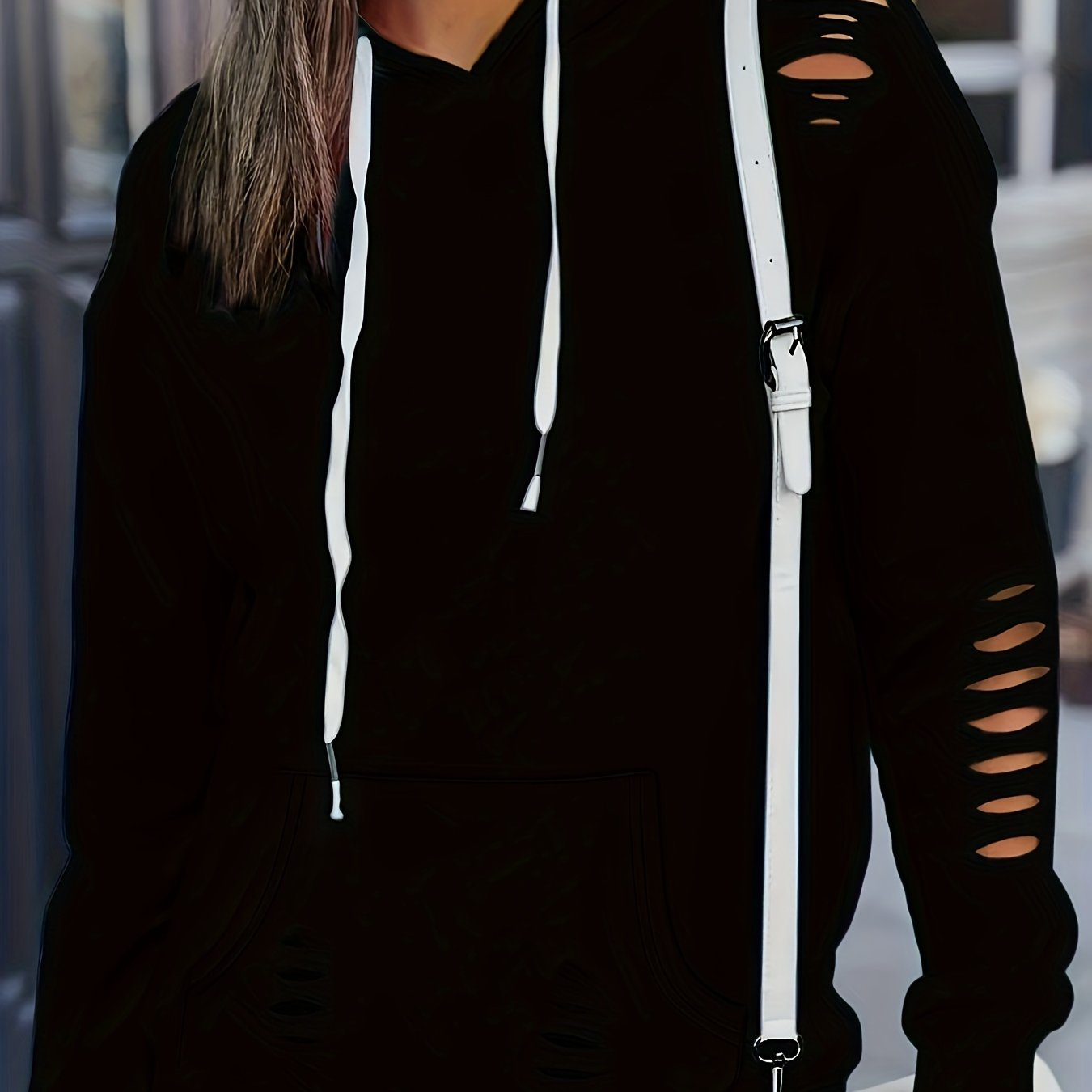 Ayollar uchun qizil yirtilgan hoodie pullover, kangaroo cho‘ntagi, uzun qo‘llar