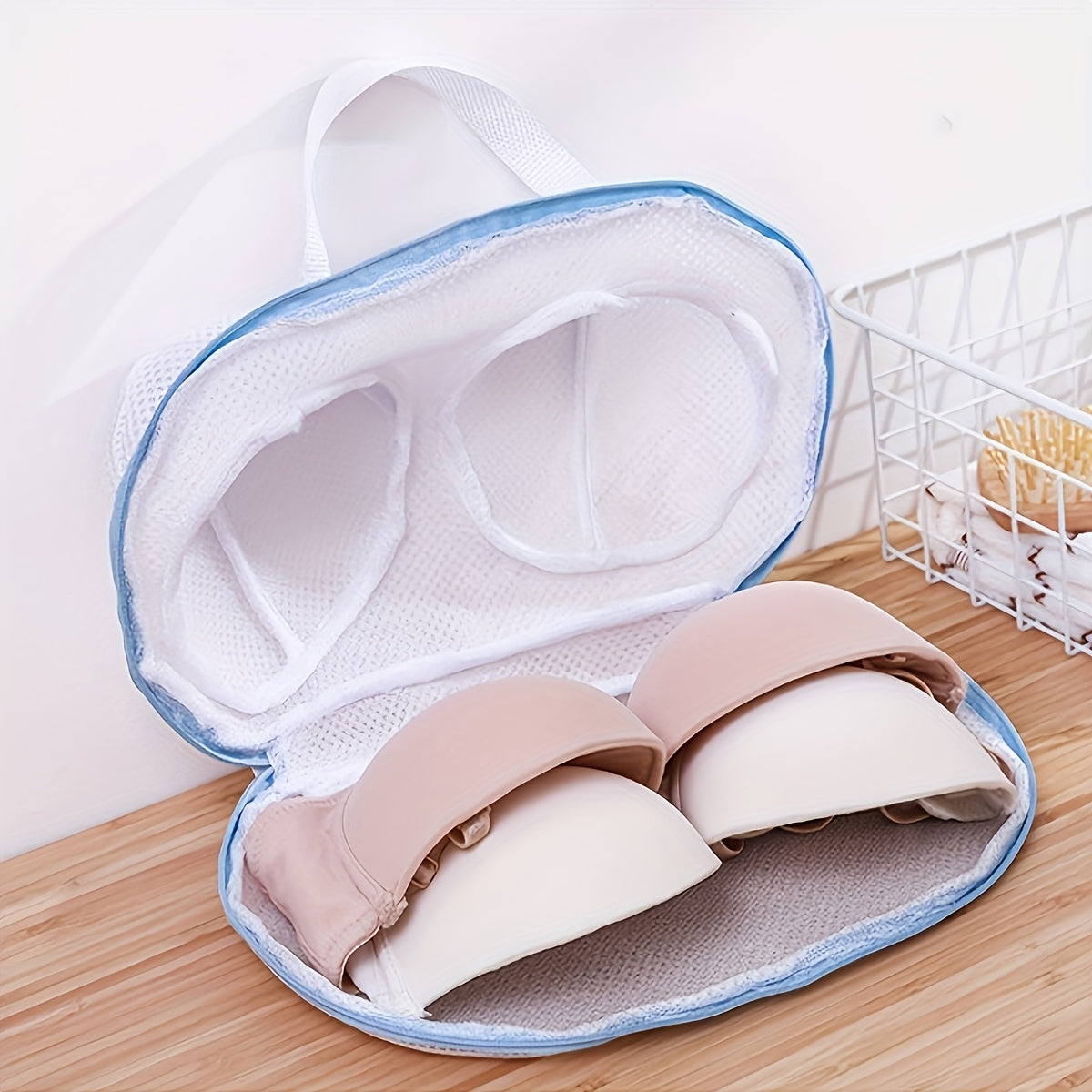 Mesh Laundry Bag for Delicates Bra Storage Zippered Round Design