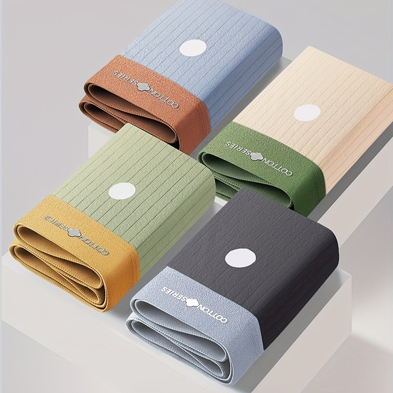 4-Pack Erkaklar Paxta Qisqa Shortlari, O'rta Cho'ziluvchan Trikotaj Matolari va Tasodifiy Chiziqli Dizayni bilan, 140gsm og'irlikda Yengil va Havo O'tkazuvchi.