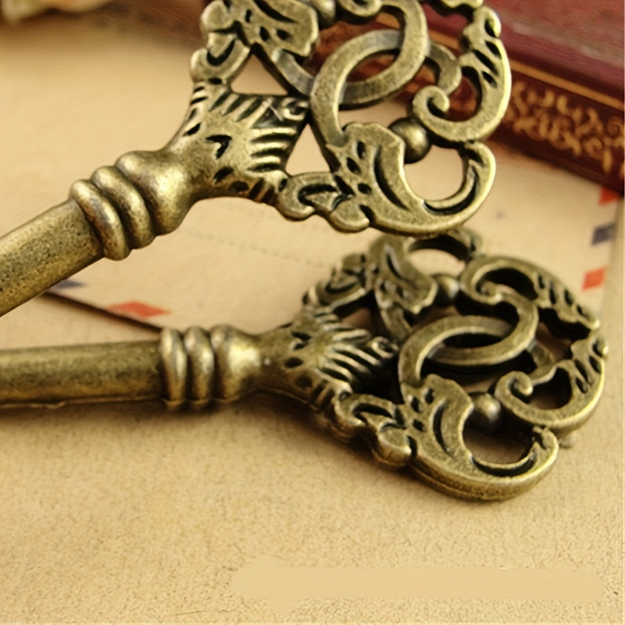Set of 5 Vintage-Style Big Key Pendant Charms Antique Alloy for Ancient Necklace Making