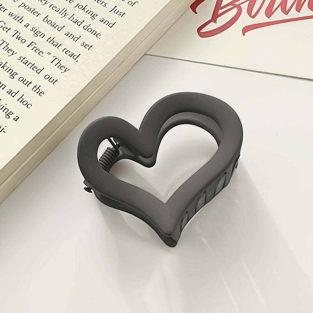 Women Heart-Shaped Plastic Hair Clips Set Medium Size Durable Strong Grip Minimalist Hair Accessories