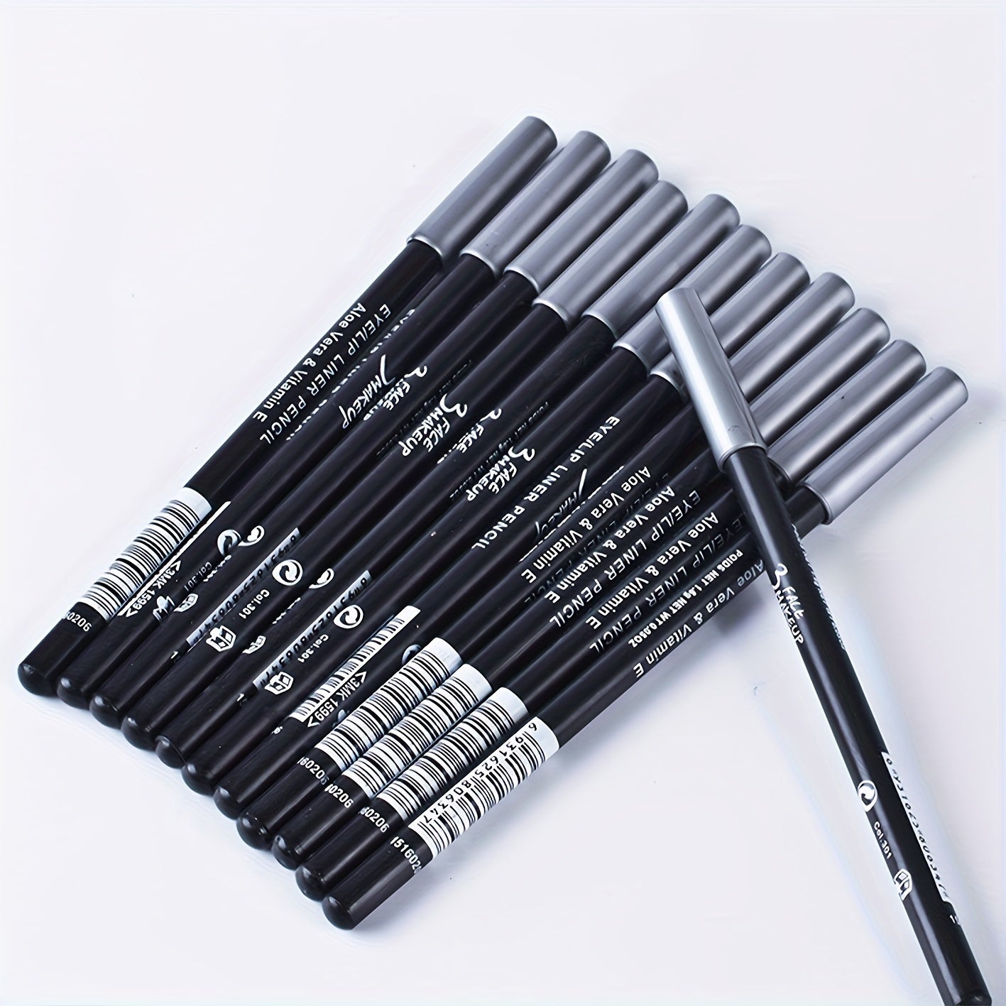 Women Black 2-in-1 Eyeliner and Eyebrow Pencil Waterproof Smudge-Proof
