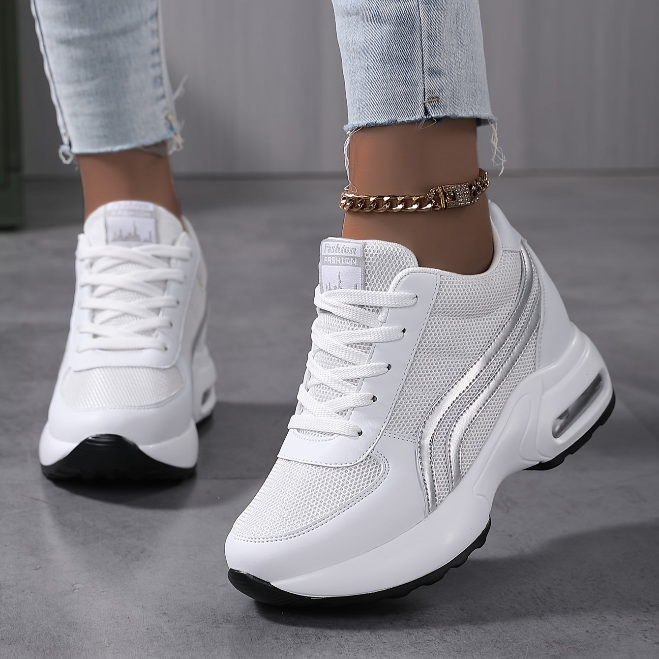 Women's Mesh Casual Sneakers White Black Breathable Lightweight Shoes