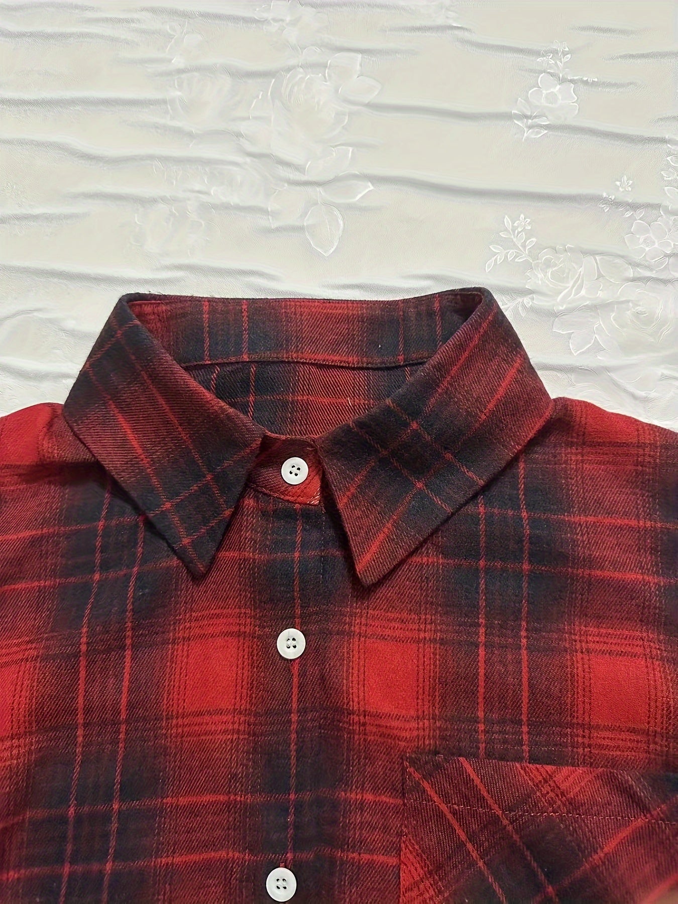 Women's Plaid Polyester Long Sleeve Shirt with Polo Collar and Casual Pocket