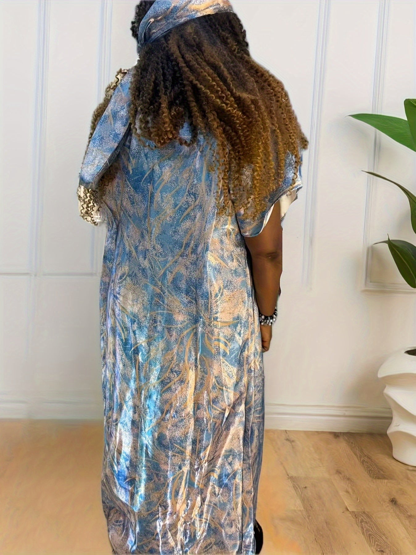 Plus Size Women's V-Neck Kaftan Dress with Batwing Sleeves and Floral Print